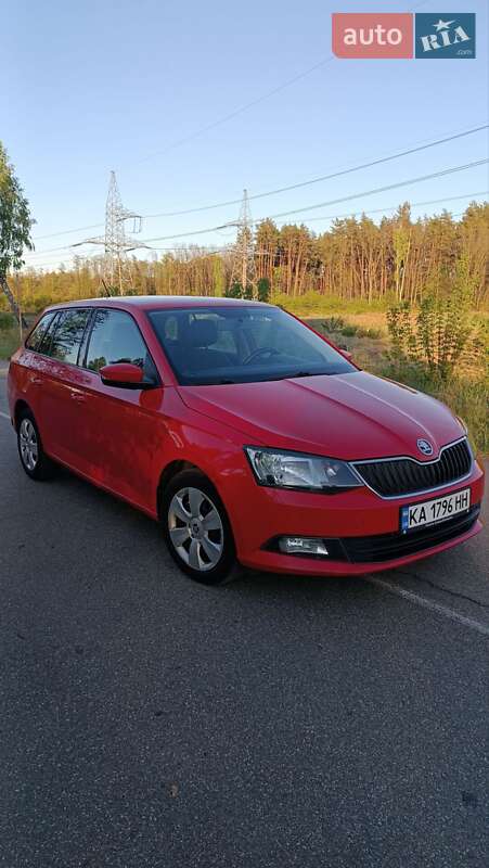 Универсал Skoda Fabia 2015 в Киеве фото 9 Универсал Skoda Fabia 2015 в Киеве