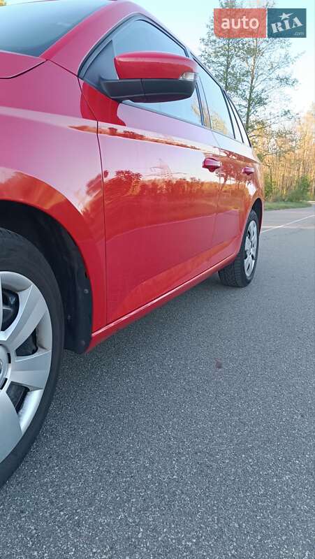 Универсал Skoda Fabia 2015 в Киеве фото 12 Универсал Skoda Fabia 2015 в Киеве