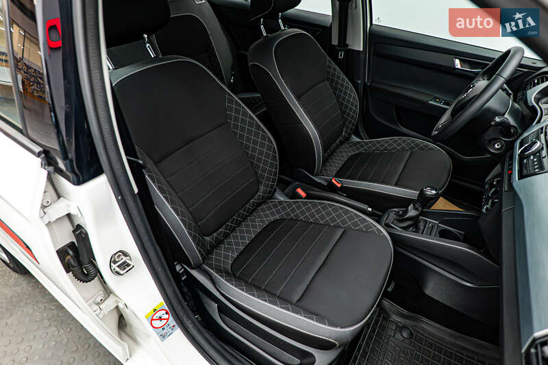 Хэтчбек Skoda Fabia 2018 в Киеве