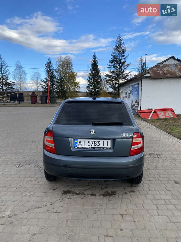 Хетчбек Skoda Fabia 2005 в Івано-Франківську