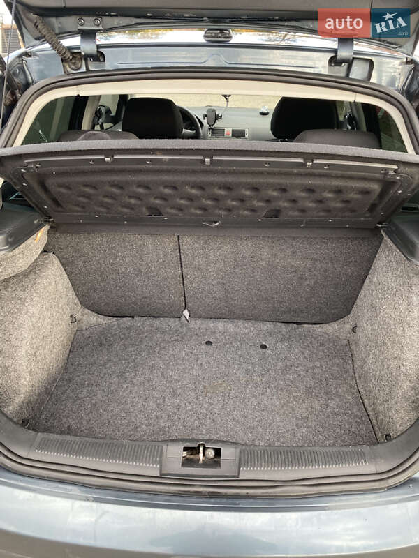 Хетчбек Skoda Fabia 2005 в Івано-Франківську