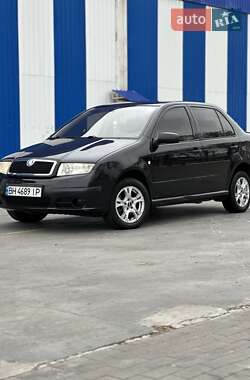 Седан Skoda Fabia 2004 в Одессе