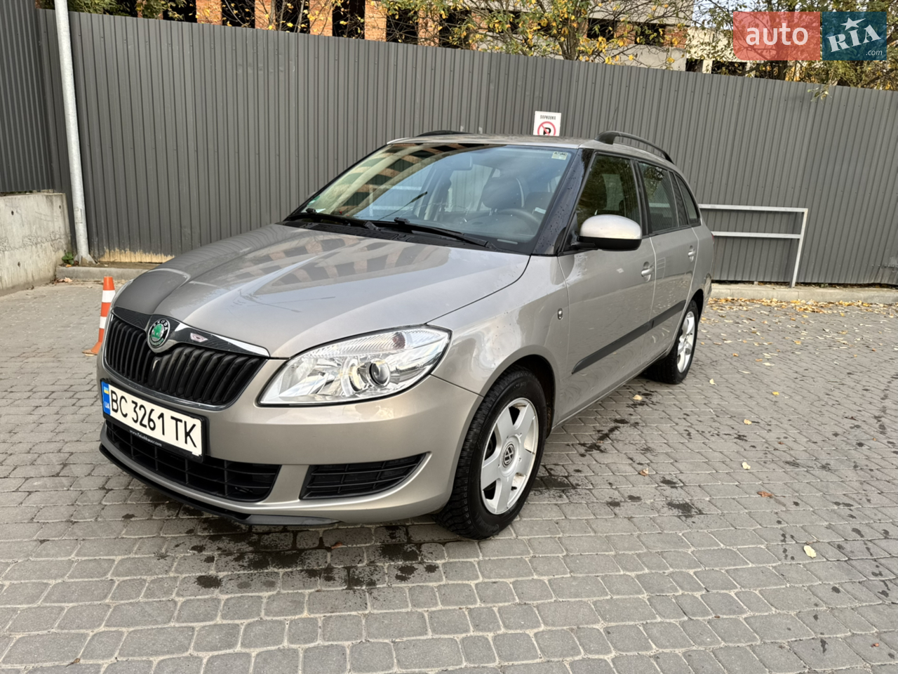 2011 Skoda Fabia - мініатюра 20