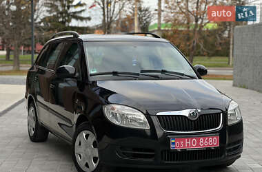 Універсал Skoda Fabia 2008 в Луцьку
