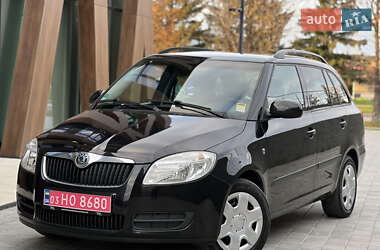 Універсал Skoda Fabia 2008 в Луцьку
