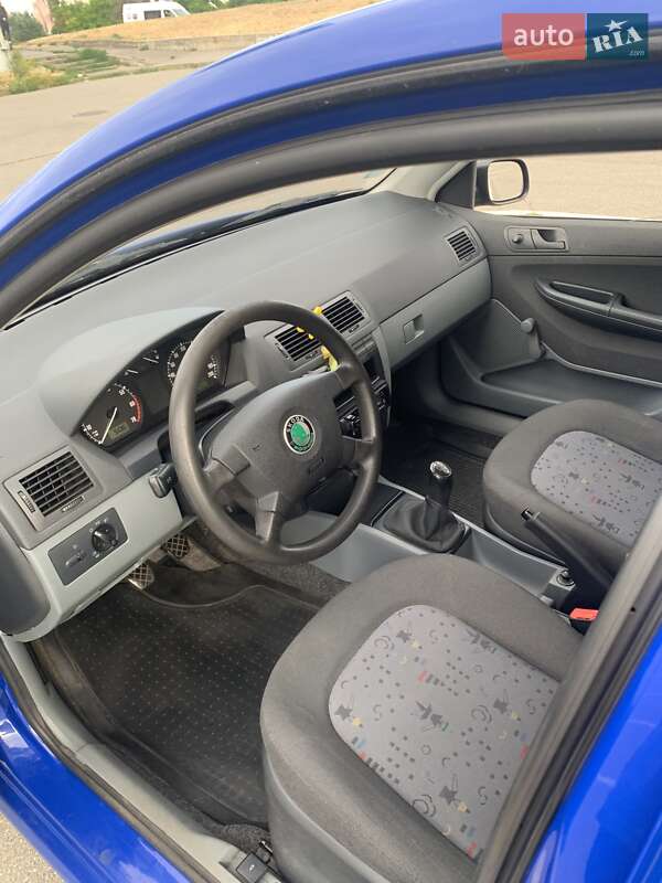 Седан Skoda Fabia 2004 в Киеве фото 6 Седан Skoda Fabia 2004 в Киеве
