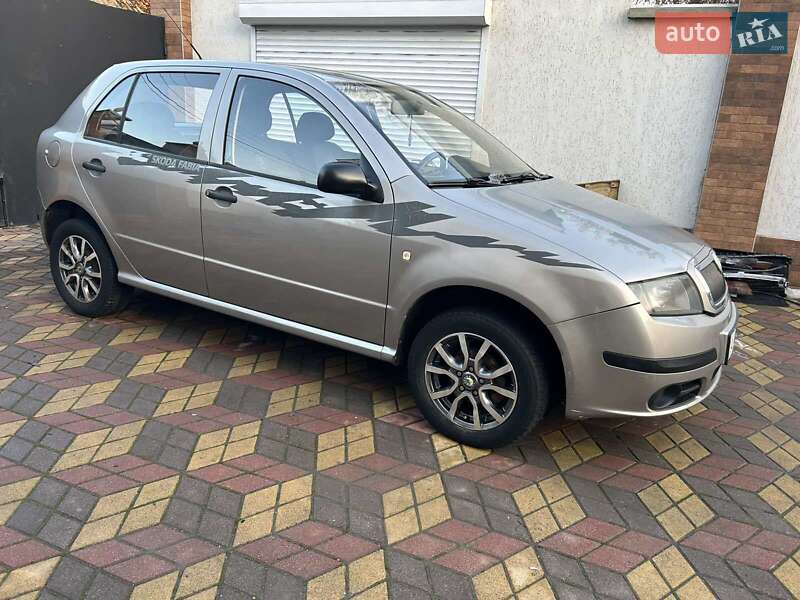 Хэтчбек Skoda Fabia 2007 в Мукачево