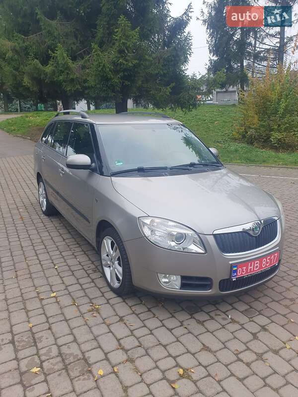 Универсал Skoda Fabia 2008 в Ровно фото 7 Универсал Skoda Fabia 2008 в Ровно