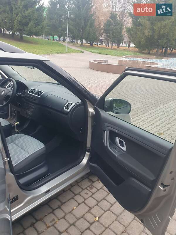 Универсал Skoda Fabia 2008 в Ровно фото 20 Универсал Skoda Fabia 2008 в Ровно
