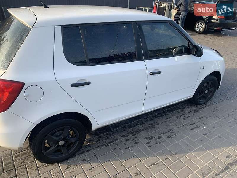 Хэтчбек Skoda Fabia 2008 в Днепре фото 3 Хэтчбек Skoda Fabia 2008 в Днепре