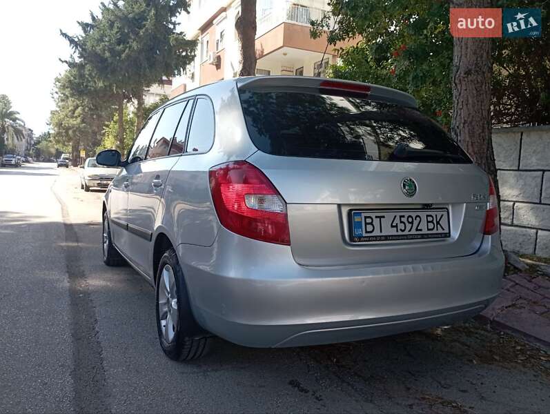 Универсал Skoda Fabia 2011 в Киеве