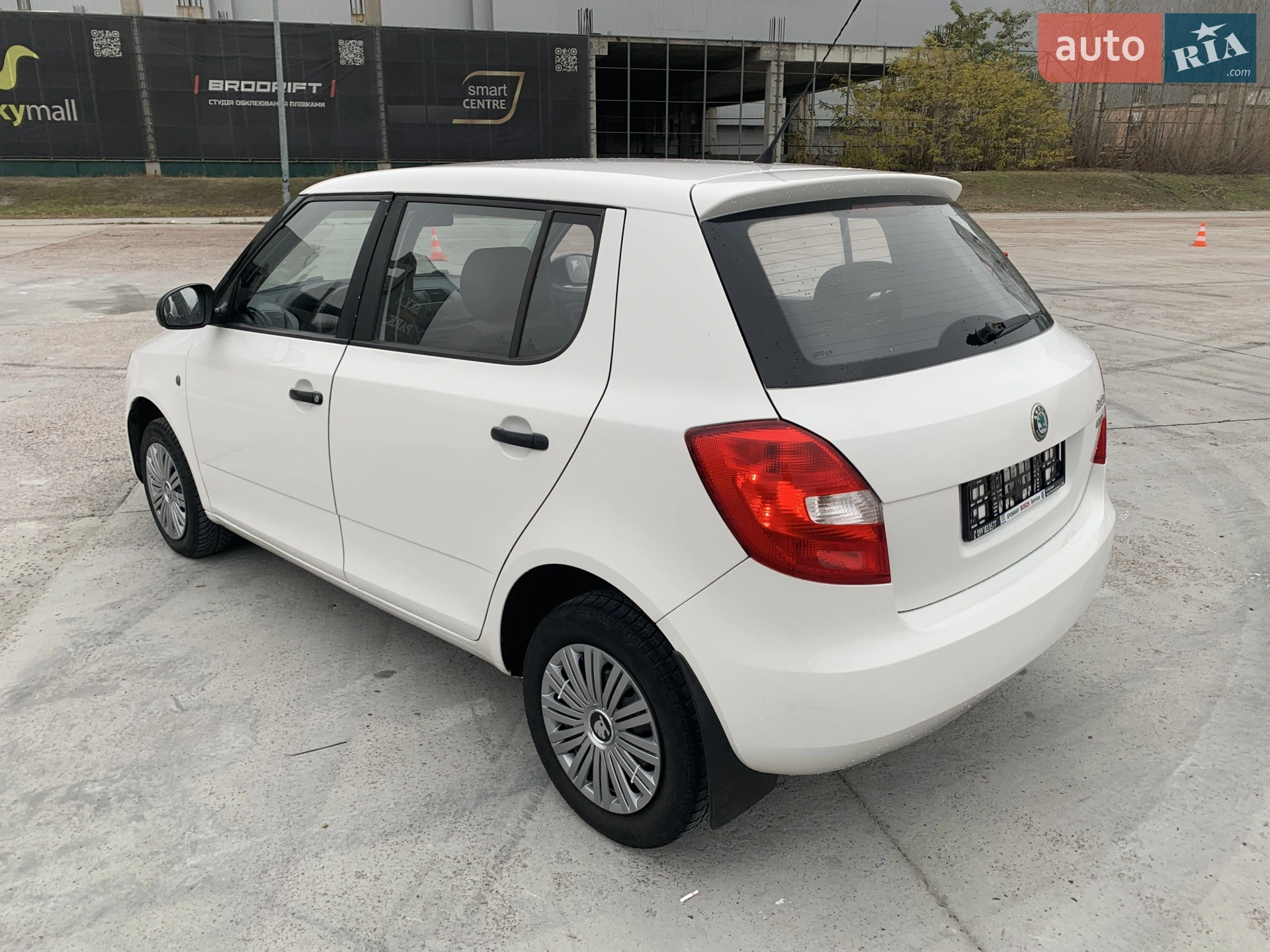2011 Skoda Fabia - мініатюра 13