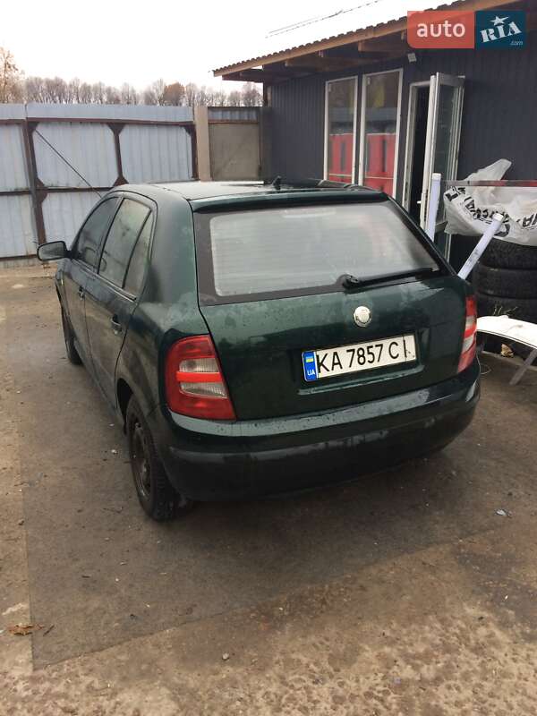 Хэтчбек Skoda Fabia 2001 в Киеве