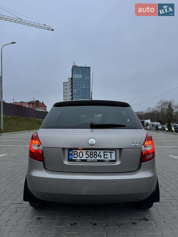 Хэтчбек Skoda Fabia 2008 в Тернополе
