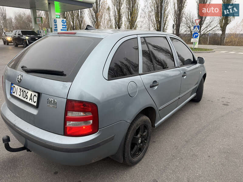Универсал Skoda Fabia 2002 в Сумах