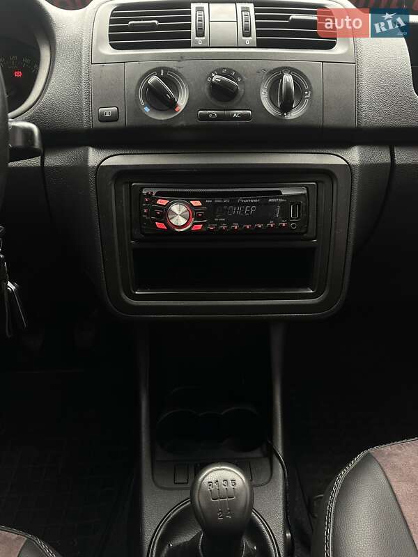 Хетчбек Skoda Fabia 2011 в Сумах фото 23 Хетчбек Skoda Fabia 2011 в Сумах