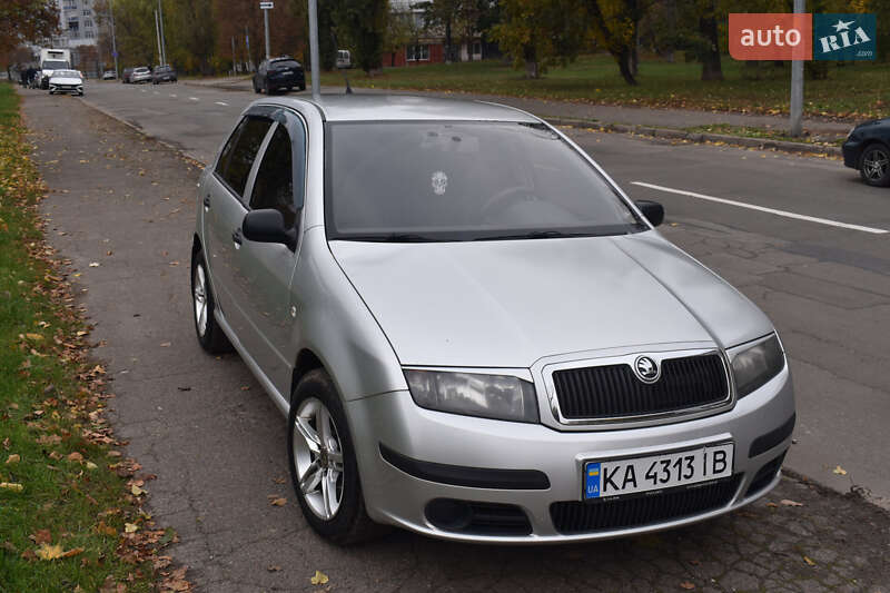 Хэтчбек Skoda Fabia 2006 в Киеве фото Хэтчбек Skoda Fabia 2006 в Киеве