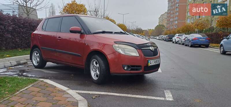 Хэтчбек Skoda Fabia 2007 в Киеве фото 5 Хэтчбек Skoda Fabia 2007 в Киеве