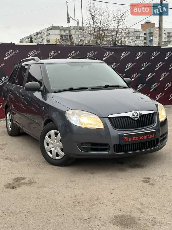 Універсал Skoda Fabia 2009 в Сумах