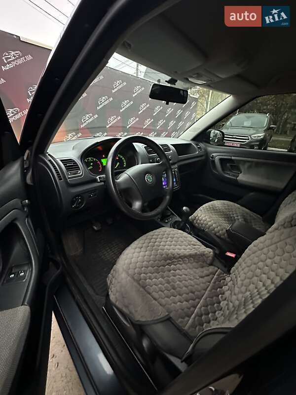 Універсал Skoda Fabia 2009 в Сумах
