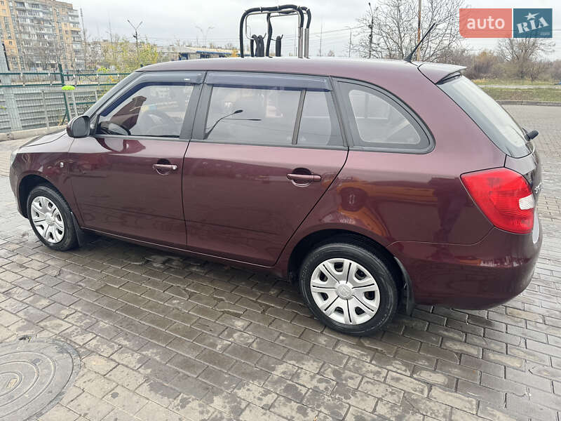 Универсал Skoda Fabia 2013 в Кривом Роге