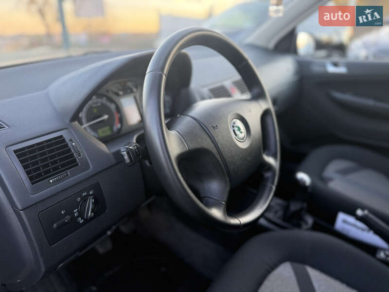 Универсал Skoda Fabia 2007 в Ровно