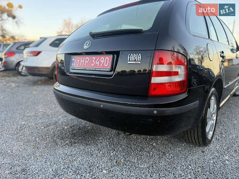 Универсал Skoda Fabia 2007 в Ровно