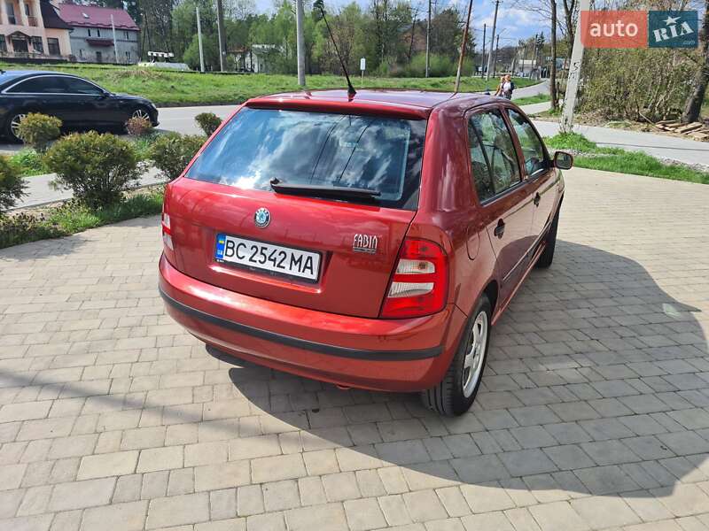 Хэтчбек Skoda Fabia 2001 в Львове