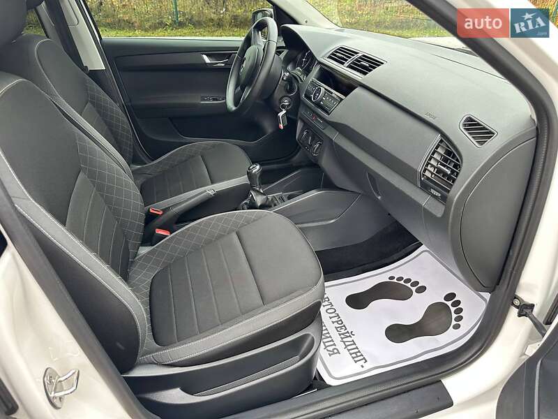 Хэтчбек Skoda Fabia 2019 в Виннице фото 61 Хэтчбек Skoda Fabia 2019 в Виннице