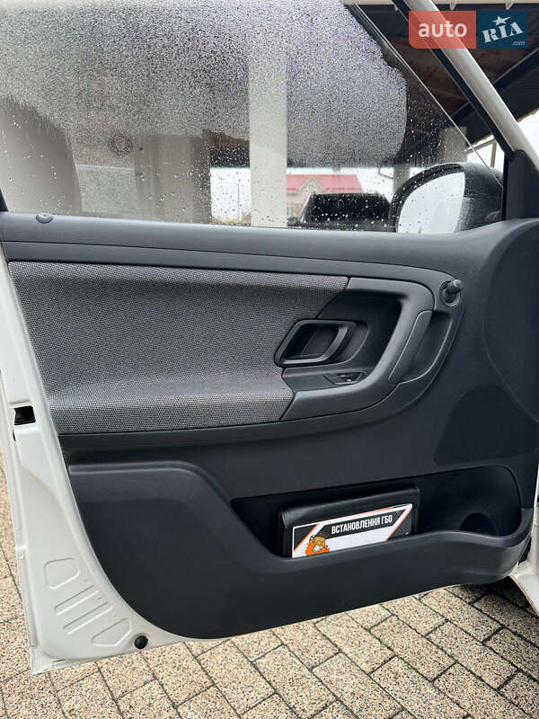 Хэтчбек Skoda Fabia 2012 в Виннице