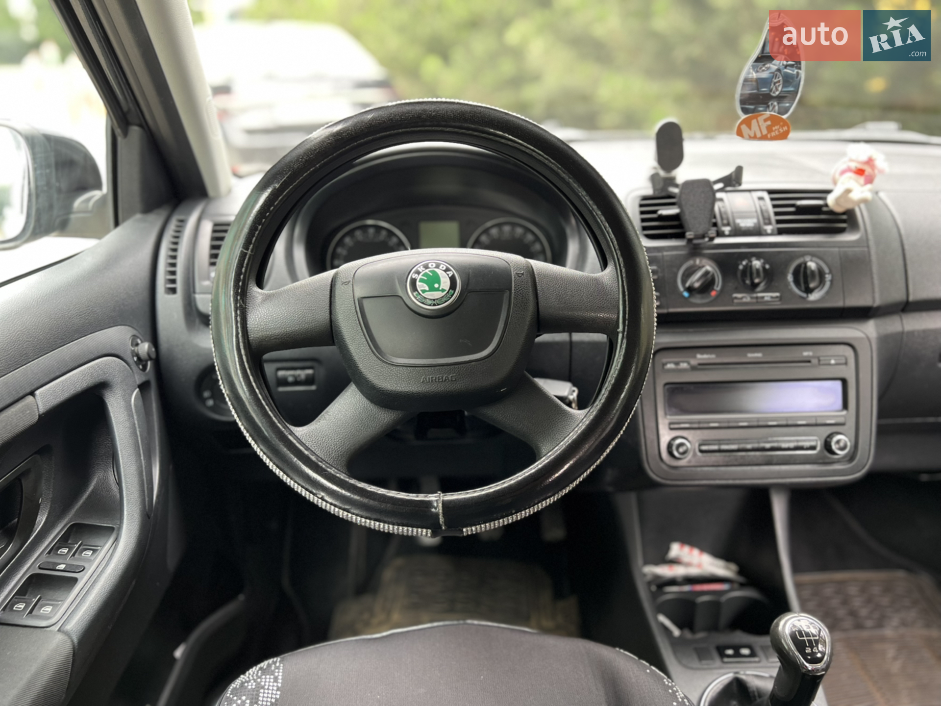 2011 Skoda Fabia - мініатюра 10