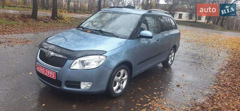 Универсал Skoda Fabia 2009 в Городище