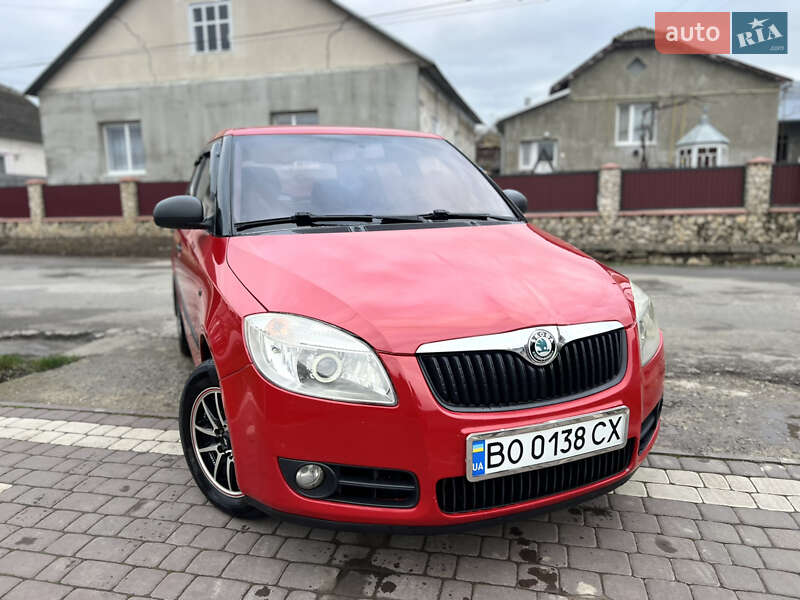Хетчбек Skoda Fabia 2007 в Гусятині