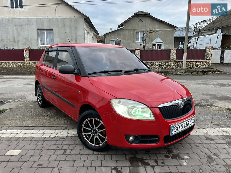 Хетчбек Skoda Fabia 2007 в Гусятині