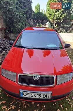 Седан Skoda Fabia 2002 в Черновцах