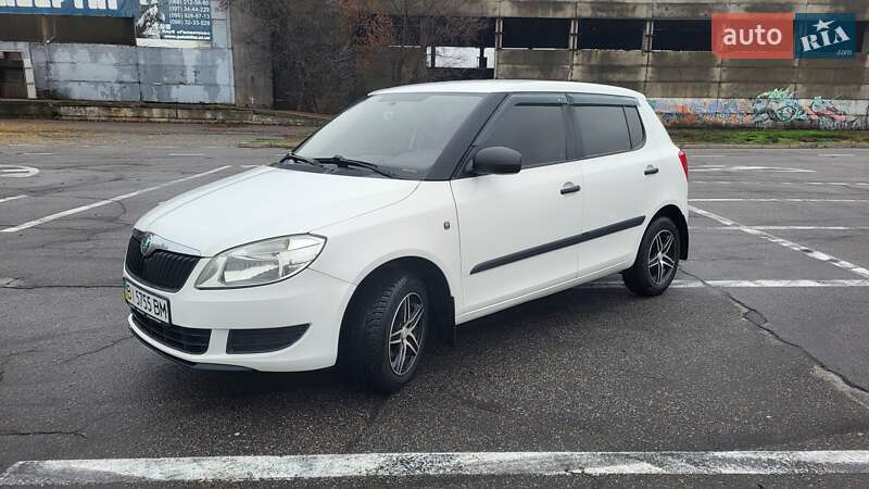 Хэтчбек Skoda Fabia 2012 в Полтаве