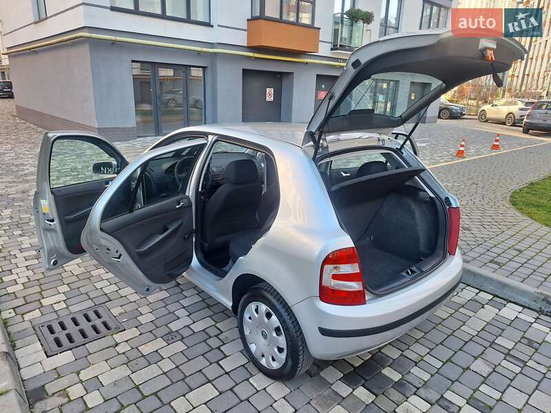 Хэтчбек Skoda Fabia 2007 в Ивано-Франковске фото 30 Хэтчбек Skoda Fabia 2007 в Ивано-Франковске