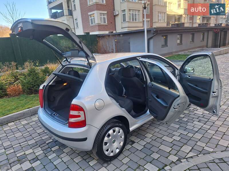Хэтчбек Skoda Fabia 2007 в Ивано-Франковске фото 36 Хэтчбек Skoda Fabia 2007 в Ивано-Франковске