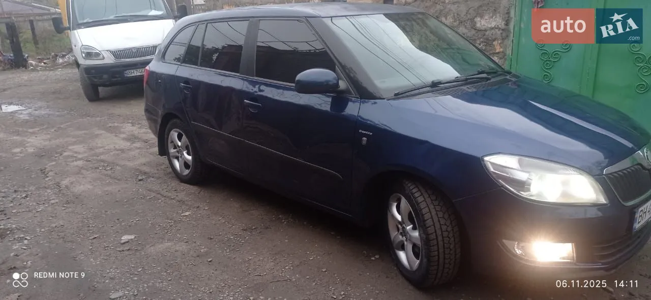 2011 Skoda Fabia - мініатюра 22