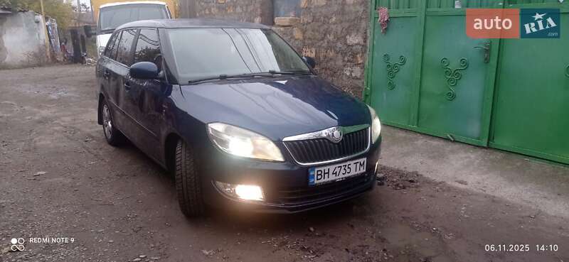 Універсал Skoda Fabia 2010 в Одесі