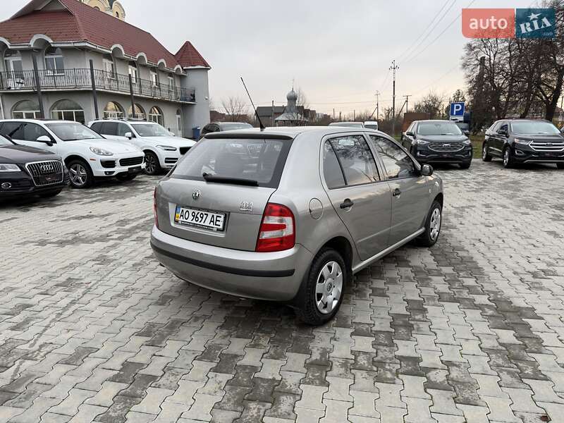 Хетчбек Skoda Fabia 2006 в Ужгороді фото 12 Хетчбек Skoda Fabia 2006 в Ужгороді