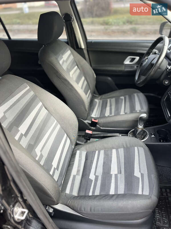 Хэтчбек Skoda Fabia 2008 в Ромнах фото 10 Хэтчбек Skoda Fabia 2008 в Ромнах