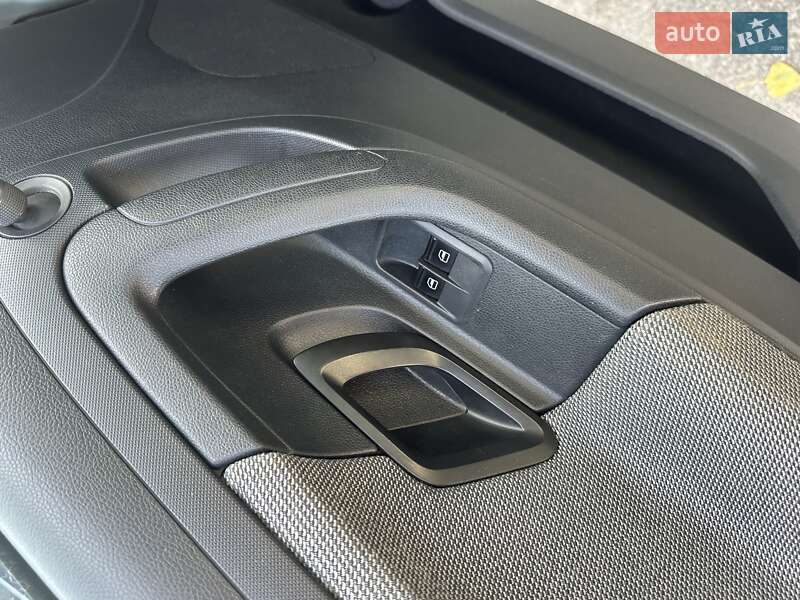 Хэтчбек Skoda Fabia 2011 в Киеве фото 8 Хэтчбек Skoda Fabia 2011 в Киеве