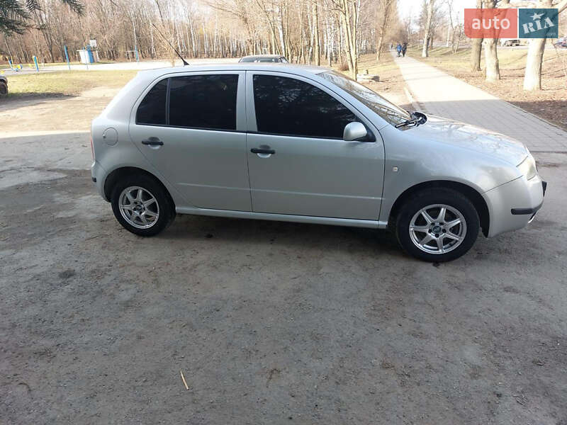 Хэтчбек Skoda Fabia 2004 в Вольнянске фото 4 Хэтчбек Skoda Fabia 2004 в Вольнянске