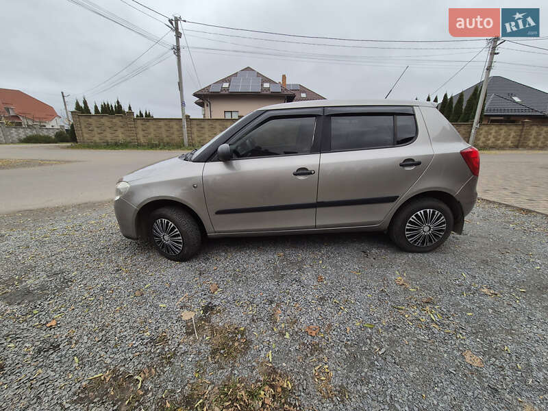 Хетчбек Skoda Fabia 2008 в Рівному фото 6 Хетчбек Skoda Fabia 2008 в Рівному