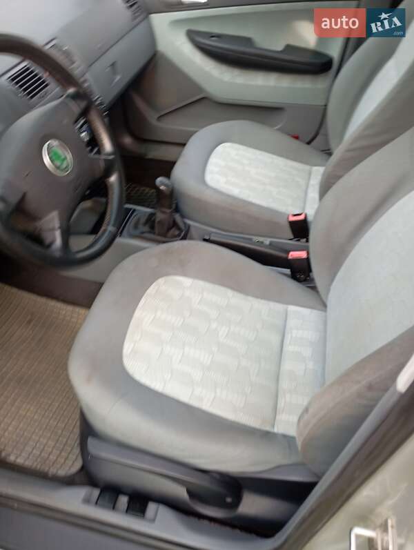 Универсал Skoda Fabia 2000 в Ужгороде фото 9 Универсал Skoda Fabia 2000 в Ужгороде