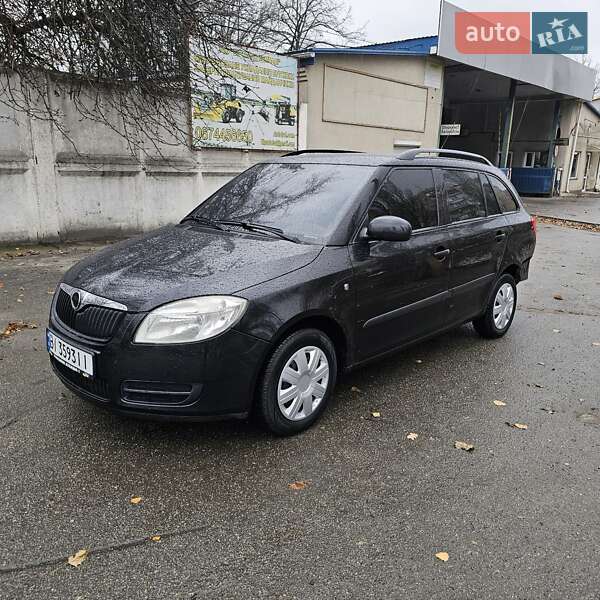 Универсал Skoda Fabia 2009 в Киеве фото 2 Универсал Skoda Fabia 2009 в Киеве