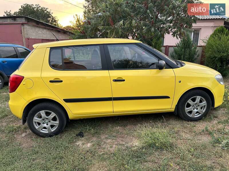 Хэтчбек Skoda Fabia 2008 в Краматорске фото 2 Хэтчбек Skoda Fabia 2008 в Краматорске