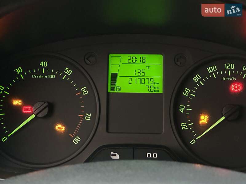 Хэтчбек Skoda Fabia 2010 в Львове фото 7 Хэтчбек Skoda Fabia 2010 в Львове