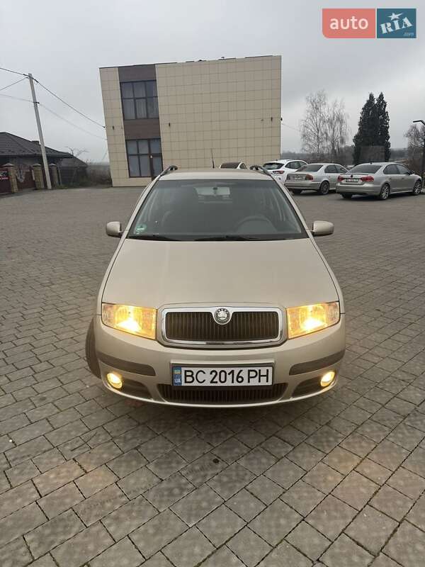 Универсал Skoda Fabia 2004 в Львове фото Универсал Skoda Fabia 2004 в Львове
